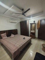 2 BHK + Prayer Room,Servant Room,Study Room,Extra Room,Basement,Store Room 1000 Sq.Ft. Builder Floor in Sector 42