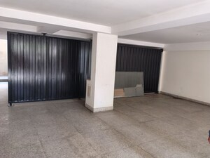 Room in 3 BHK Builder Floor at Defence Colony – for Sale