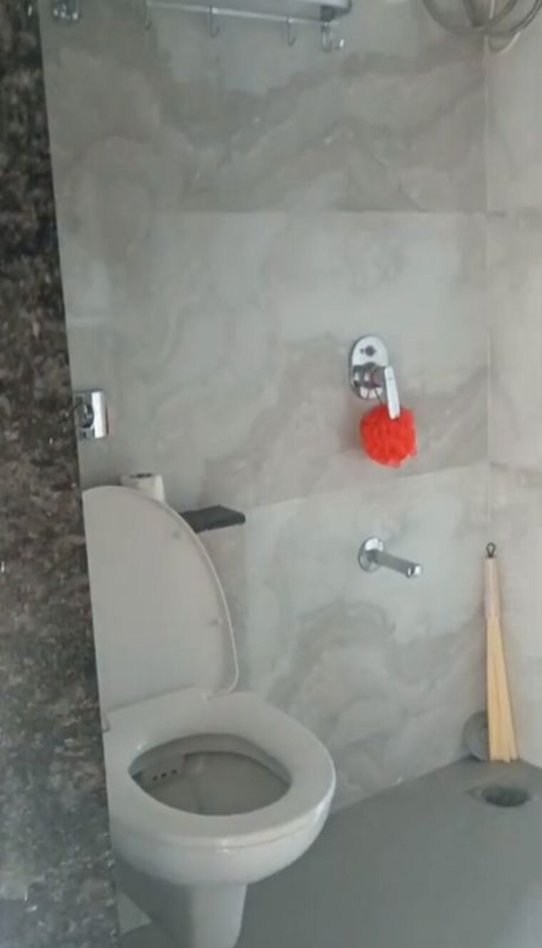 Bathroom, paradigm-el-signora Studio 382 Sq.Ft. Apartment In Jogeshwari West Mumbai 10562155