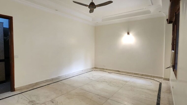 Room, vasant vihar 4 Bedroom 2600 Sq.Ft. Builder Floor In Vasant Vihar Delhi 10562157
