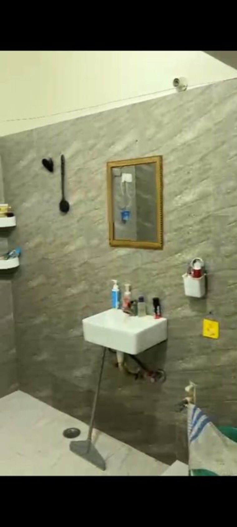 Bathroom, jungpura extension 1 Bedroom 753 Sq.Ft. Builder Floor In Jungpura Extension Delhi 10562156