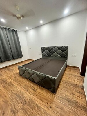 Bedroom in 3 BHK Builder Floor at Adani Samsara Vilasa, Sector 63 – for Rent