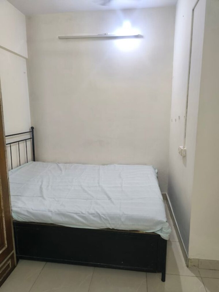 Bathroom, matoshree-madhu-madhura-chsl 1 Bedroom 350 Sq.Ft. Apartment In Vile Parle East Mumbai 10562177