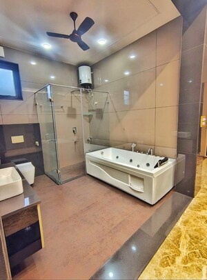 Bathroom in 5 BHK Independent House at Vaishali Nagar – for Sale