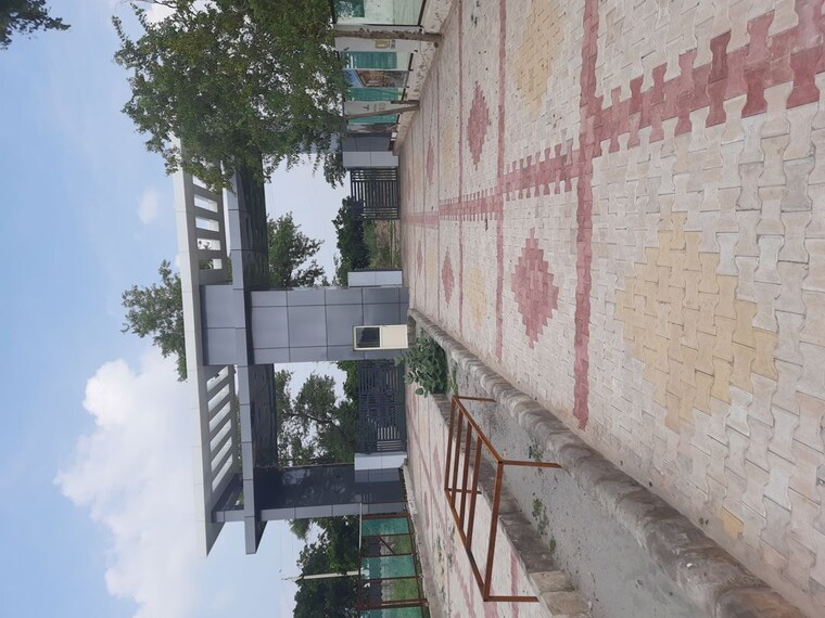 undefined, mathura cantonment  100 Sq.Yd. Plot In Mathura Cantonment Mathura 10562183