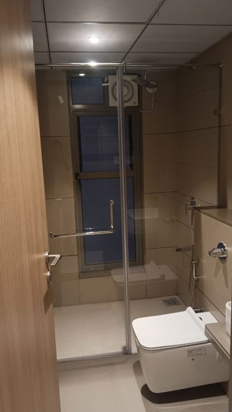 Bathroom, jhamtani-nandan-ace 3 Bedroom 1350 Sq.Ft. Apartment In Balewadi Pune 10562207
