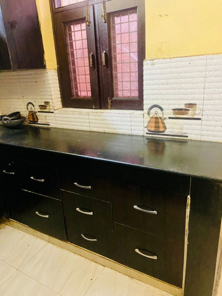 Kitchen, palam vihar extension 2 Bedroom 900 Sq.Ft. Builder Floor In Palam Vihar Extension Gurgaon 10562215