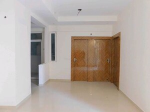 Room in 2 BHK Apartment at Prateek Grand City, Siddharth Vihar – for Rent