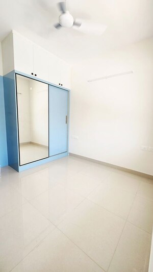Room in 4 BHK Apartment at Adarsh Greens, Kogilu – for Rent