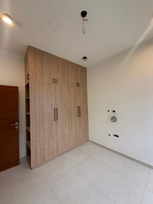 Room in 3 BHK Apartment at Grandus 118, Indiranagar – for Rent