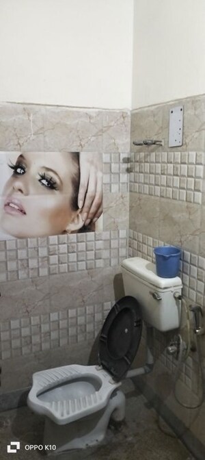 Bathroom in 2 BHK Builder Floor at Sector 22 – for Rent