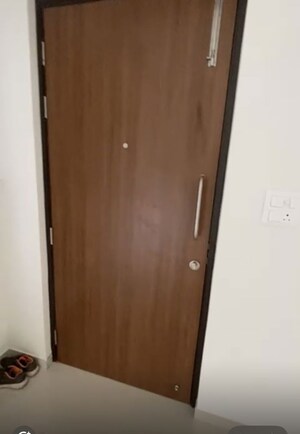 Furnished Amenities in 2 BHK Apartment at Lodha Amara, Kolshet Road – for Sale