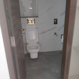 Bathroom in 3 BHK Apartment at Bestech Park View Spa, Sector 47 – for Rent