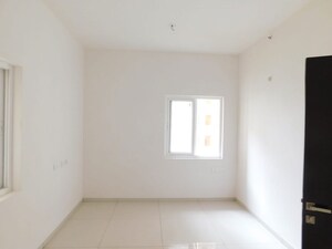 Room in 2 BHK Apartment at Rajapushpa Imperia, Tellapur – for Sale