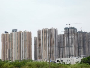 2 BHK Apartment For Sale in Rajapushpa Imperia, Tellapur