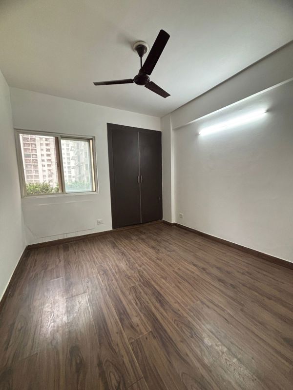 2 BHK Apartment For Sale in Trident Embassy