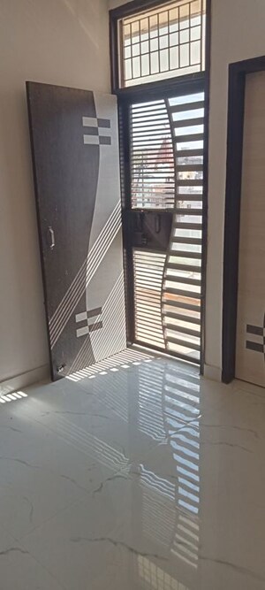 Room in 2 BHK Builder Floor at BCC Bharat City Phase II, Indraprastha Yojna – for Sale