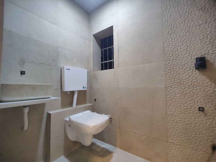 Bathroom, hdil-dheeraj-diamond 2 Bedroom 650 Sq.Ft. Apartment In Malad West Mumbai 10562778