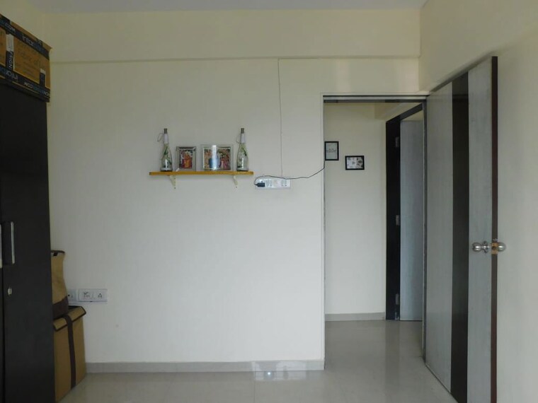 Room, puranik-city-reserva 2 Bedroom 500 Sq.Ft. Apartment In Ghodbunder Road Thane 10562892