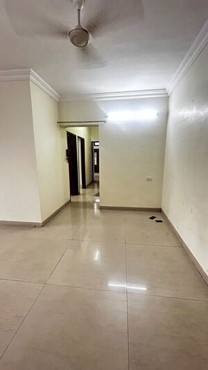 Room in 2 BHK Apartment at K Raheja Raheja Residency, Malad East – for Rent