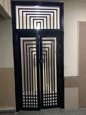 Building Lobby in 3 BHK Apartment at Ansal API Celebrity Gardens, Sushant Golf City – for Rent