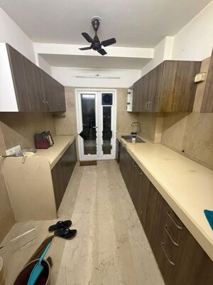 Team Area in 2 BHK Apartment at Marathon Monte South, Byculla West – for Rent