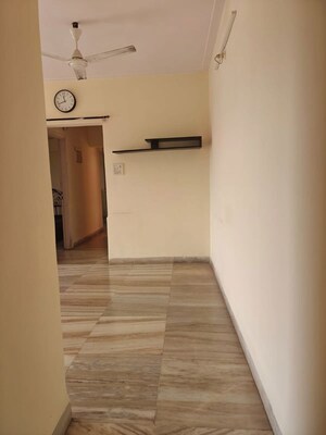 Room in 1 BHK Apartment at Metropolis Bayside, Kasarvadavali – for Rent