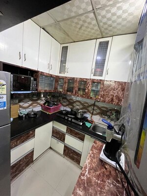 Kitchen in 2.5 BHK Builder Floor at Vaishali Sector 4 – for Sale