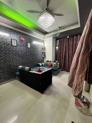 Living Room in 2.5 BHK Builder Floor at Vaishali Sector 4 – for Sale