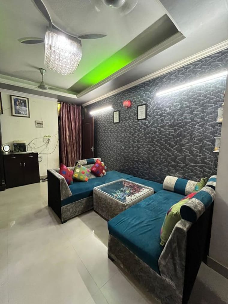Living Room, vaishali sector 4 2.5 Bedroom 70 Sq.Mt. Builder Floor In Vaishali Sector 4 Ghaziabad 10563145