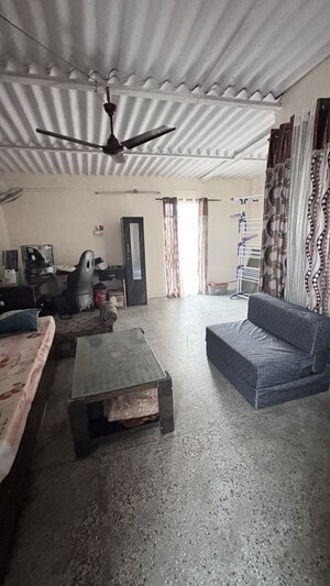 Living Room in 2.5 BHK Builder Floor at Vaishali Sector 4 – for Sale
