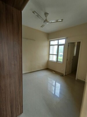 Room in 2 BHK Apartment at Shree Vardhman Mantra, Sector 67 – for Rent
