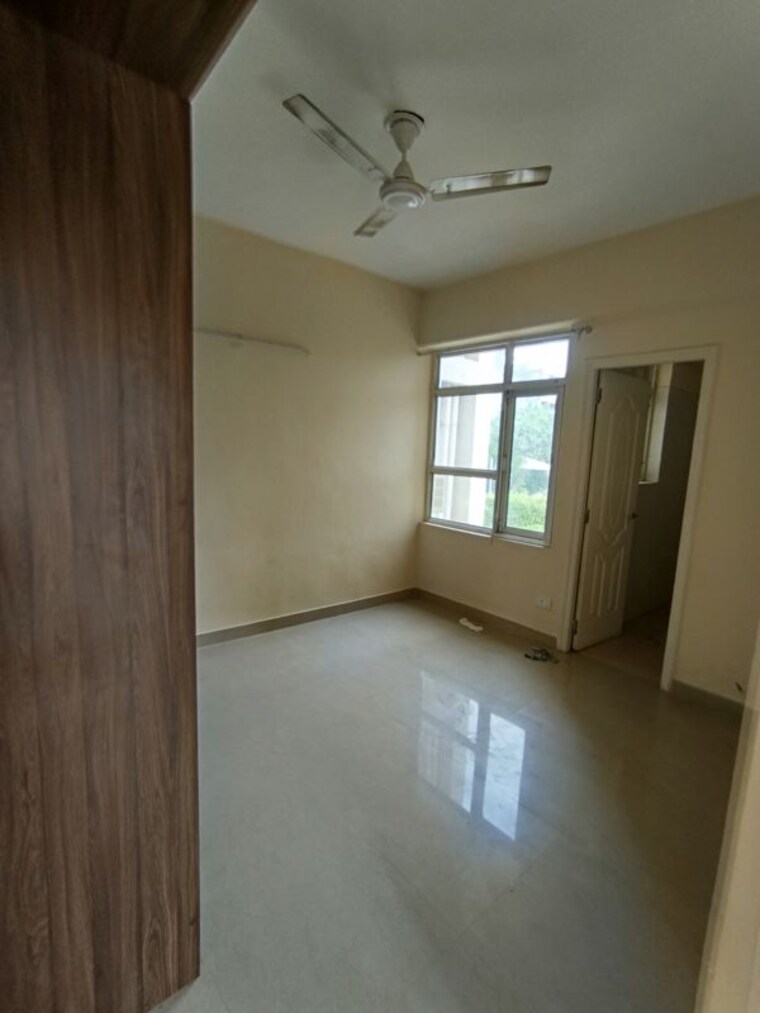 Room, shree-vardhman-mantra 2 Bedroom 800 Sq.Ft. Apartment In Sector 67 Gurgaon 10563149