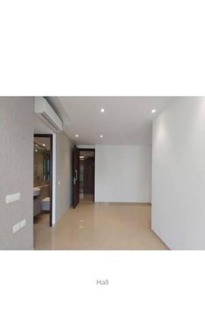 Room in 1 BHK Apartment at Hiranandani Highland, Powai – for Rent