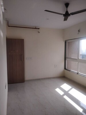 Room in 1 BHK Apartment at Aashna Samadhan, Goregaon West – for Rent
