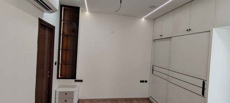 Room, sumadhura-olumpus 2.5 Bedroom 1700 Sq.Ft. Apartment In Nanakramguda Hyderabad 10563133