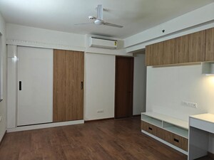 3 BHK Apartment For Rent in Godrej Woods, Sector 43