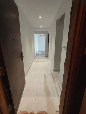  3 BHK Apartment at Omkar Alta Monte, Malad East – for Rent