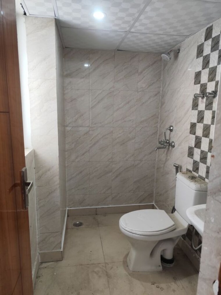 Bathroom, sector 75 Pg For Boys In Sector 75 10563435