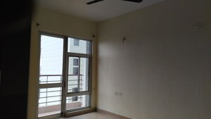 Room in 3 BHK Apartment at Shalimar One World Belvedere Court 3, Gomti Nagar – for Rent