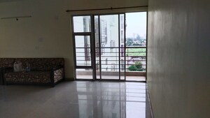 Room in 3 BHK Apartment at Shalimar One World Belvedere Court 3, Gomti Nagar – for Rent