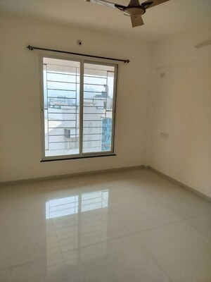 Room in 2 BHK Apartment at Bavdhan – for Sale