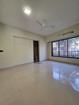 Bedroom in 3 BHK Apartment at Chembur – for Rent