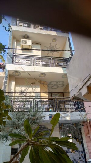 2 BHK Builder Floor For Sale in Uttam Nagar West