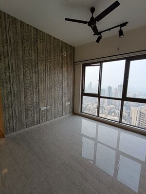 Room in 2 BHK Apartment at Sheth Auris Serenity Tower 3, Malad West – for Rent