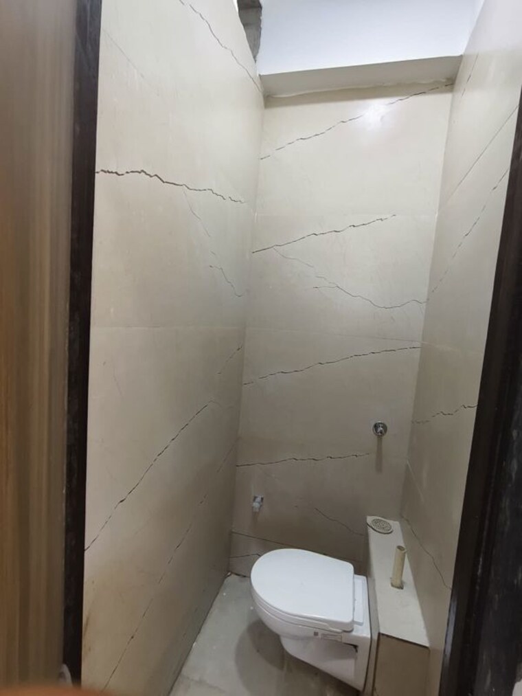 Bathroom, dgs-sheetal-ekta 2 Bedroom 615 Sq.Ft. Apartment In Malad East Mumbai 10563875