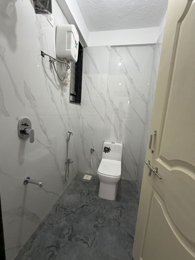 Bathroom, wadgaon sheri 1 Bedroom 600 Sq.Ft. Apartment In Wadgaon Sheri Pune 10403170