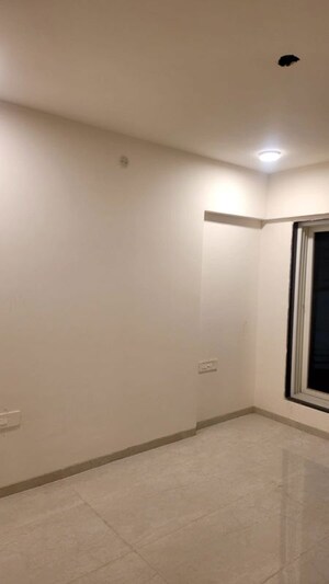 Room in 2 BHK Apartment at Ameya Dhanishtha, Sion – for Sale
