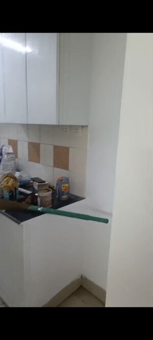 Furnished Amenities in 2.5 BHK Apartment at Ashiana Palm Court, Raj Nagar Extension – for Rent