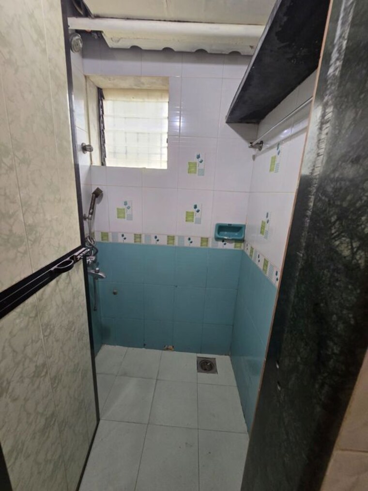 Bathroom, kopar khairane sector 22 1 Bedroom 620 Sq.Ft. Apartment In Kopar Khairane Sector 22 Navi Mumbai 10564126